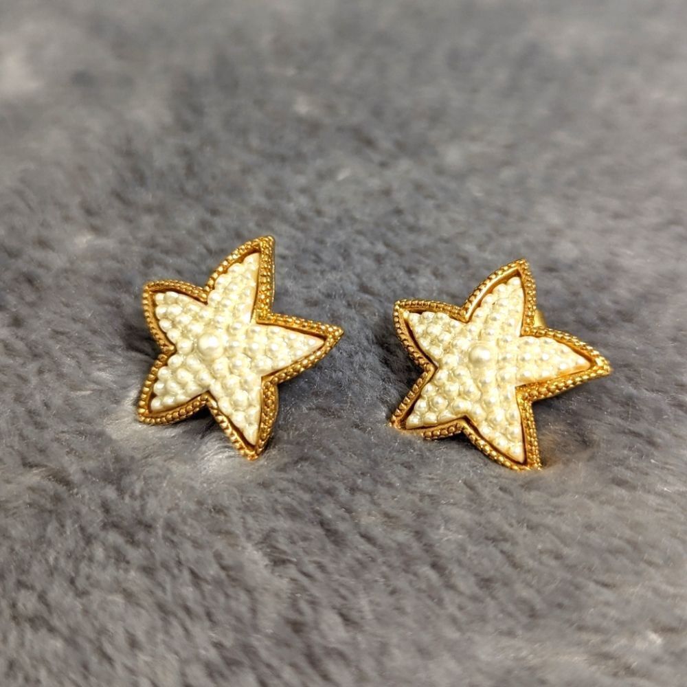 Vintage Goldtone and Faux Pearl Starfish Pierced Earrings - Picture 2 of 5